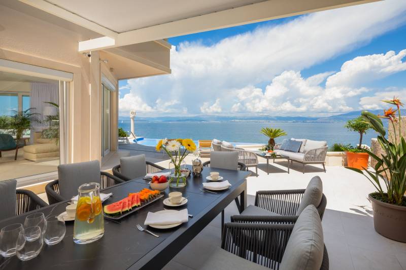 Beachfront Villa Octagon with Pool Brač