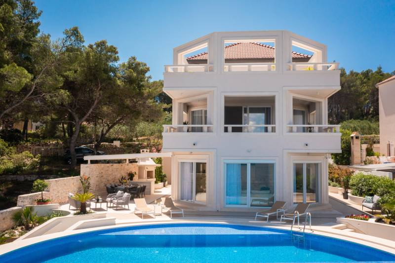 Beachfront Villa Octagon with Pool Brač