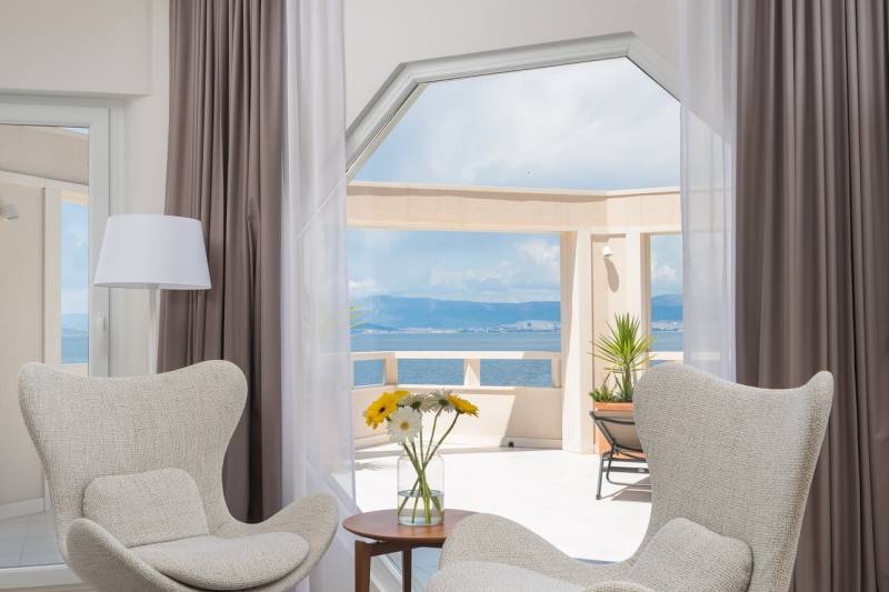 Beachfront Villa Octagon with Pool Brač