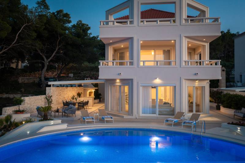 Beachfront Villa Octagon with Pool Brač