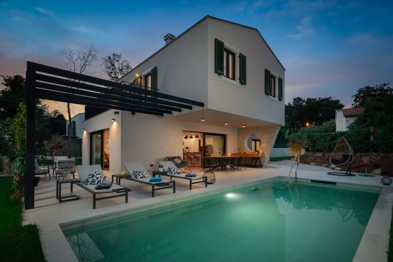Villa Lylah with Pool Poreč