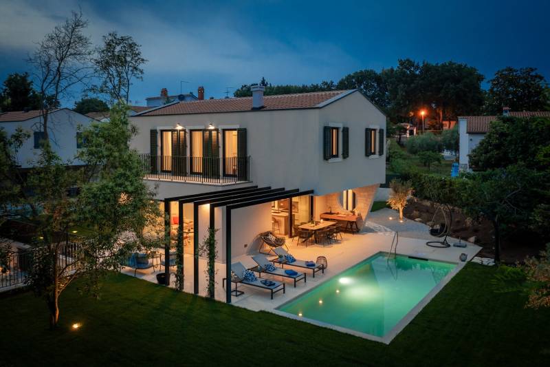 Villa Lylah with Pool Poreč