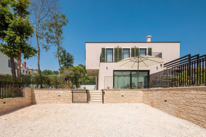 Villa Lylah with Pool Poreč