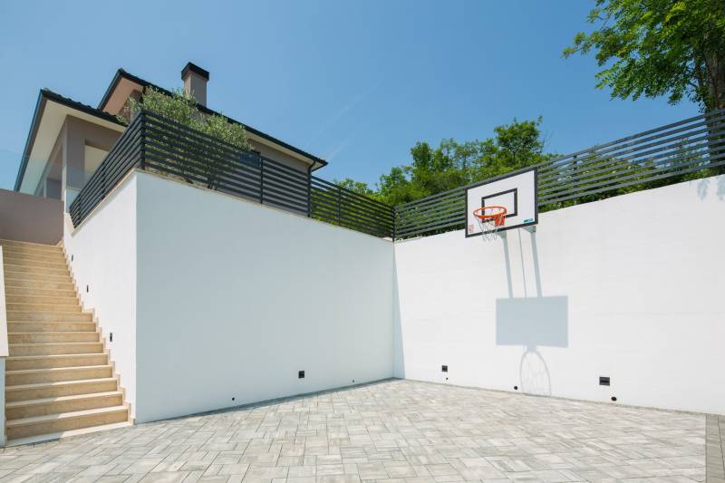 Villa Silhouette med Basseng Rabac