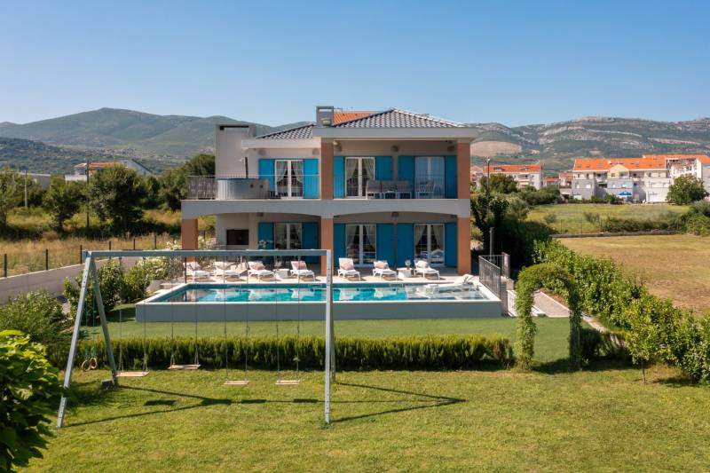 Luxury Villa Kallie with Pool Trogir