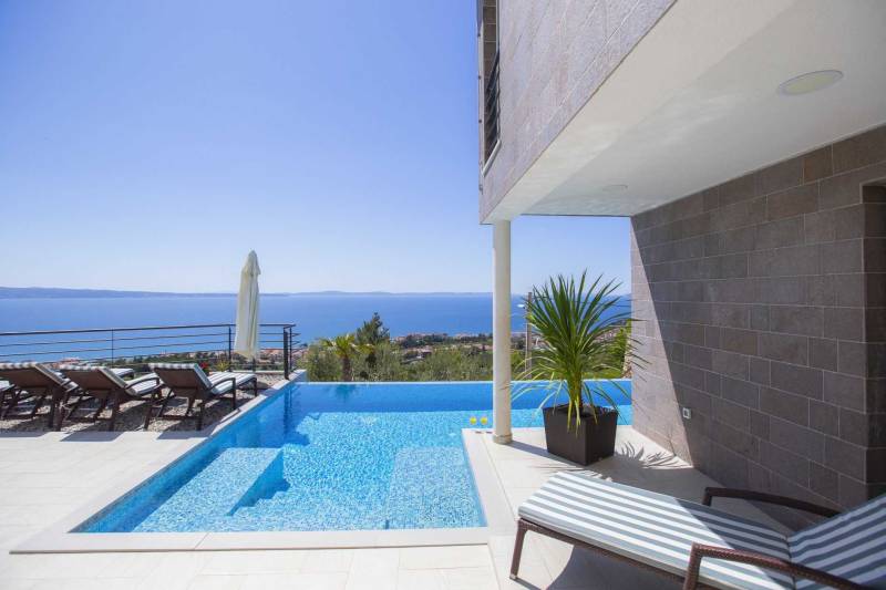 Luxury Villa White Velvet with Pool