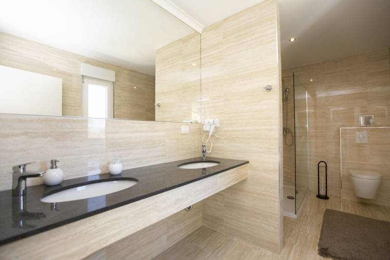 Luxury Villa White Velvet with Pool Split