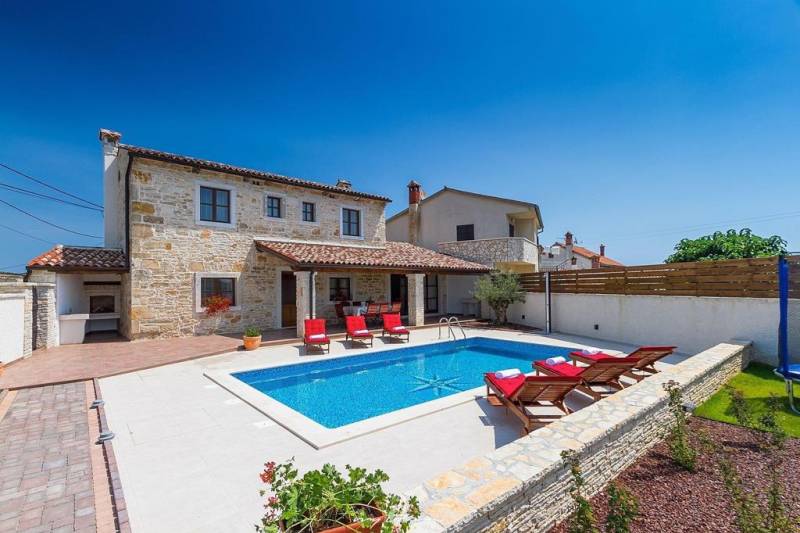 Holiday Home Paloma Nera with Pool, Pula area – Istria, Croatia