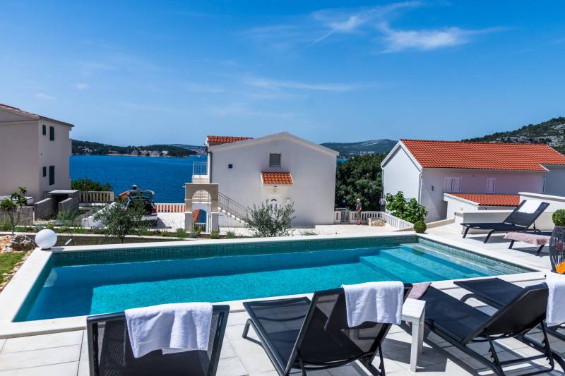 Villa Charming mit Pool Primošten