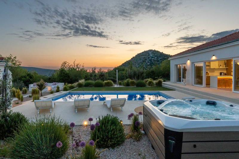 Villa Atticora with Pool