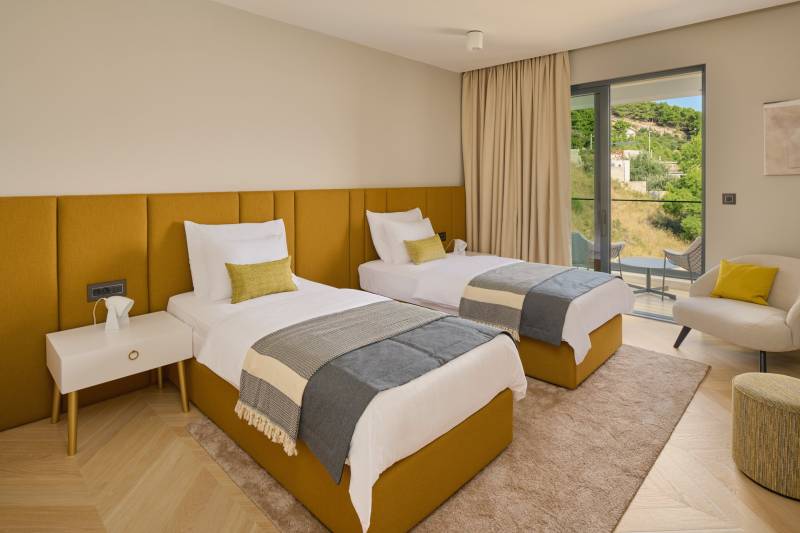 Luxury Villa Adria Jewel with Pool Omiš