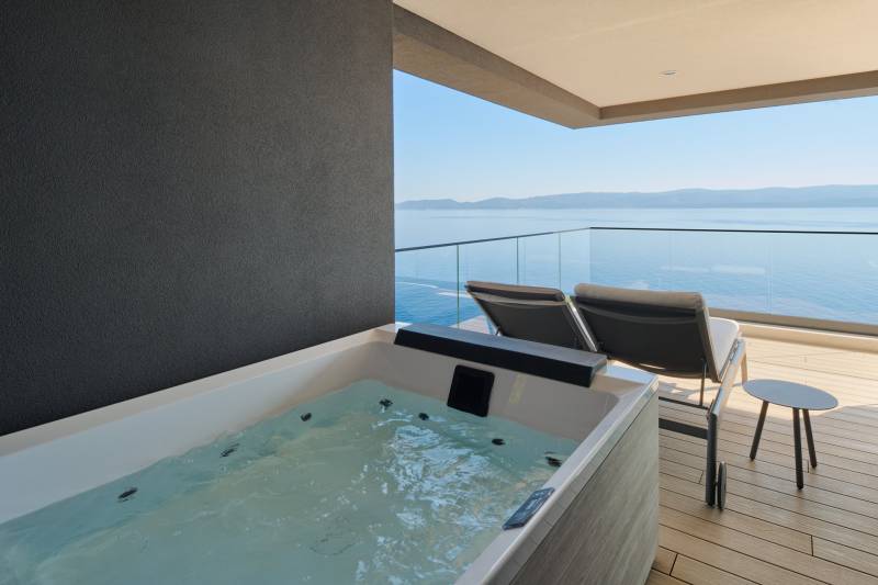 Luxury Villa Adria Jewel with Pool Omiš