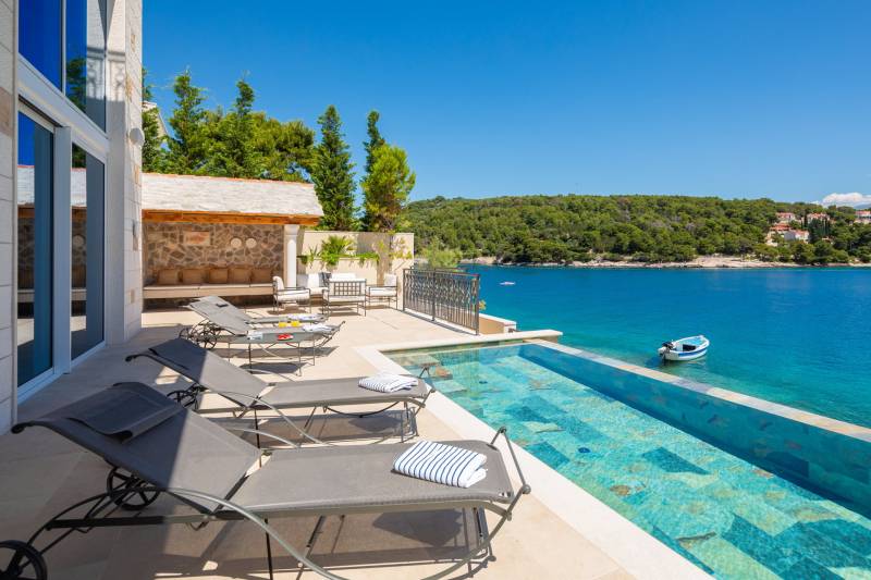 Strandvilla Sea La Vie med Basseng Brač