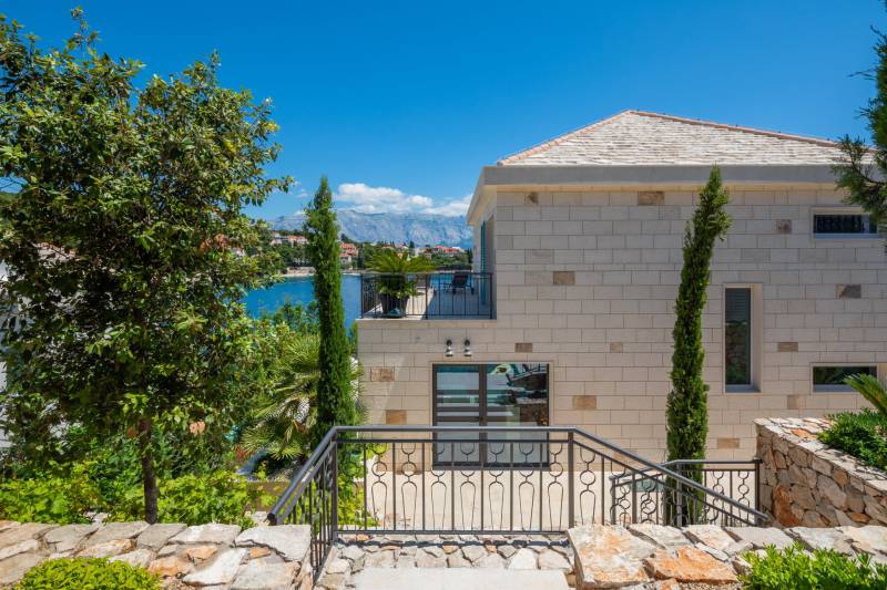 Strandvilla Sea La Vie med Basseng Brač