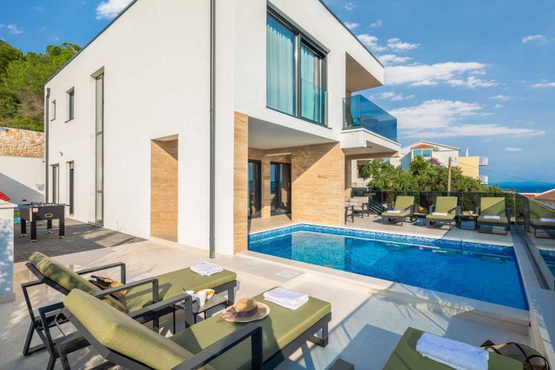 Luxury Villa Karla with Pool