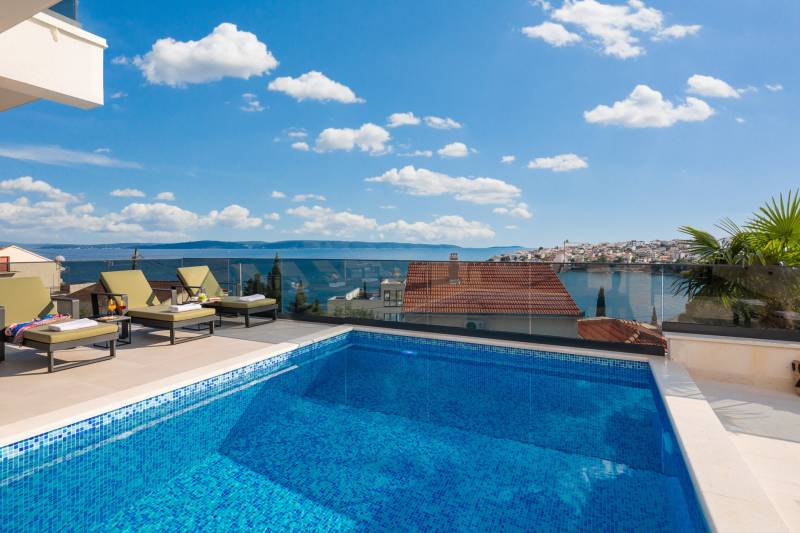 Luksuzna Vila Karla s Bazenom Trogir