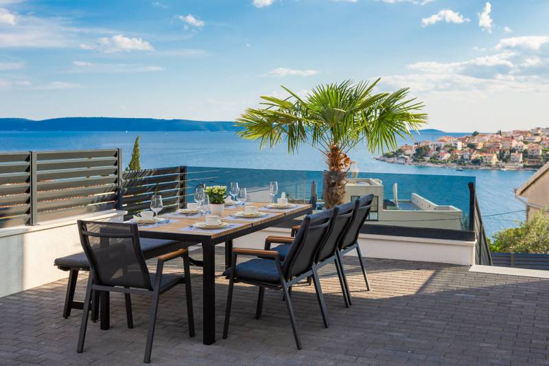 Luksuzna Vila Karla s Bazenom Trogir