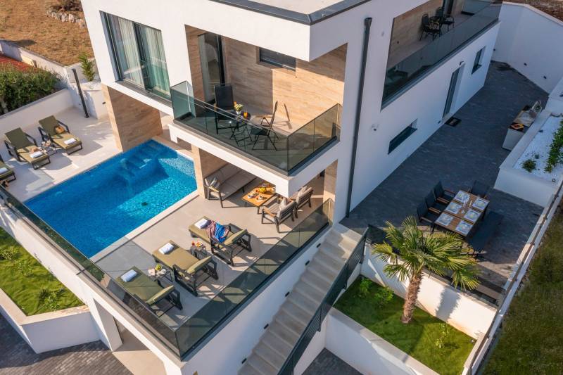Luksuzna Vila Karla s Bazenom Trogir