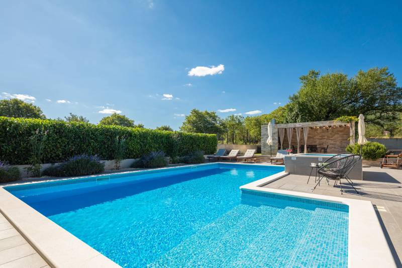 Villa Verde mit Pool Split