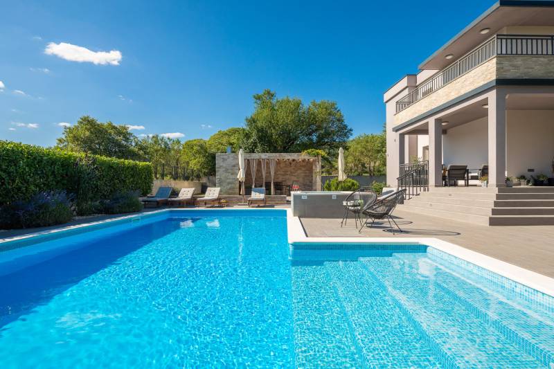 Villa Verde mit Pool Split