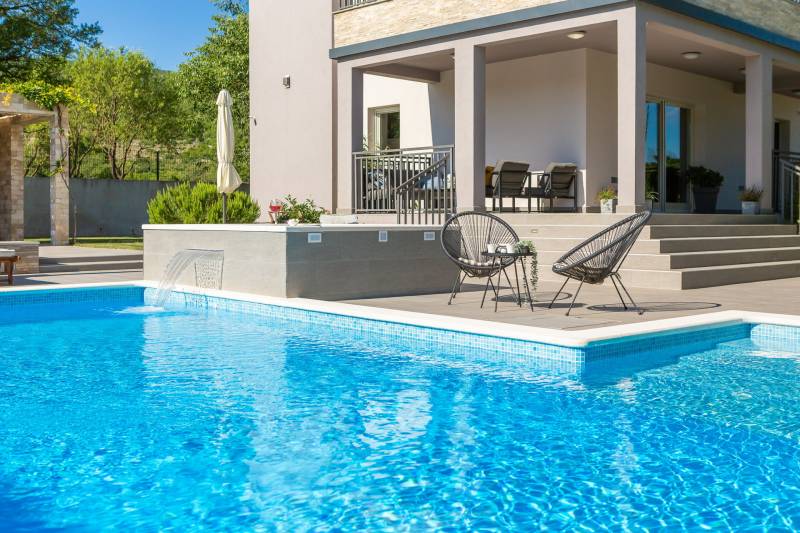 Villa Verde mit Pool Split