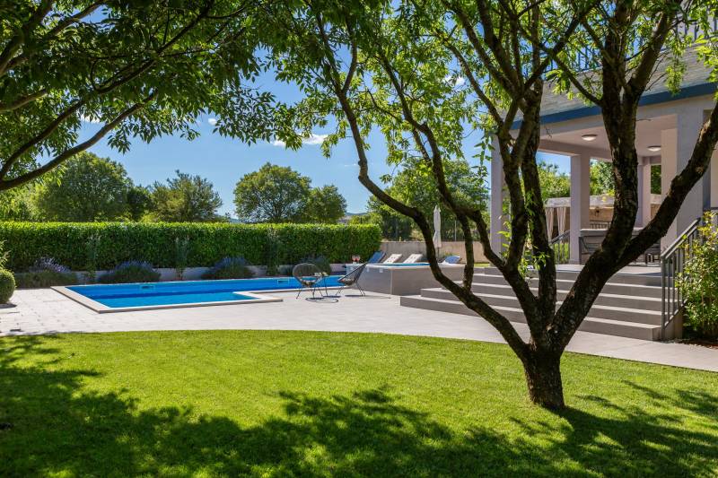 Villa Verde mit Pool Split