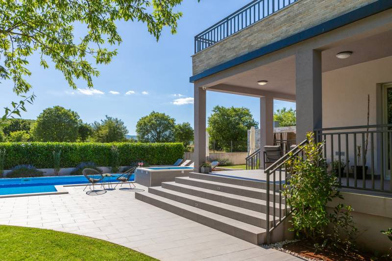 Villa Verde mit Pool Split