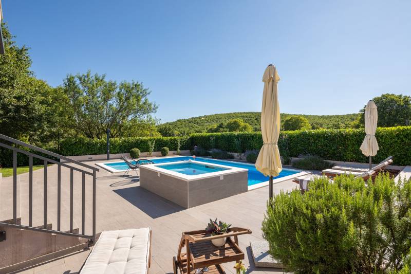 Villa Verde mit Pool Split