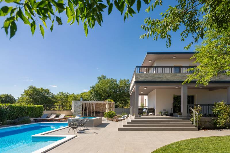 Villa Verde mit Pool Split
