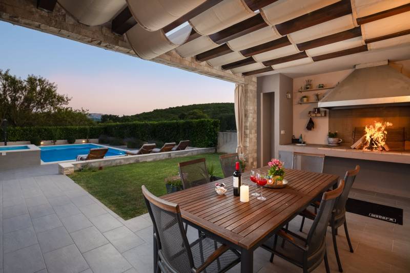 Villa Verde mit Pool Split