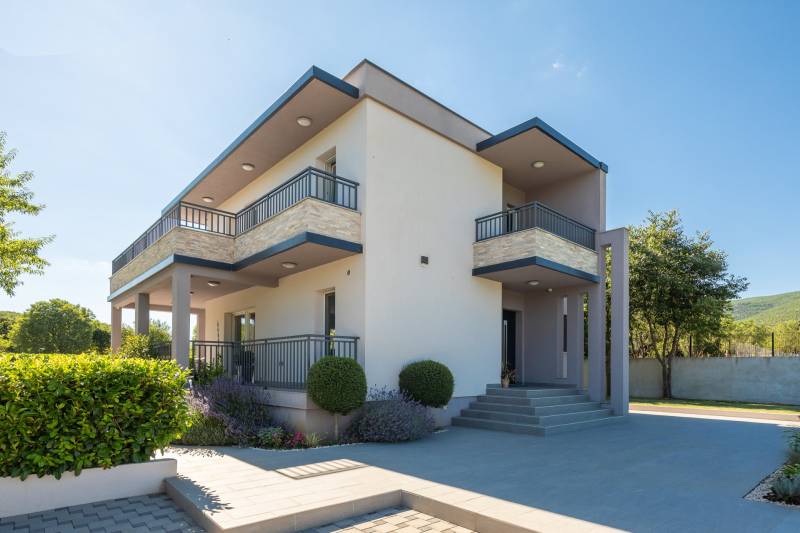 Villa Verde mit Pool Split