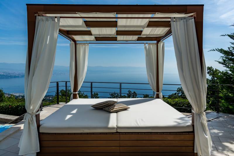 Luxusvilla Arcade mit Pool Opatija