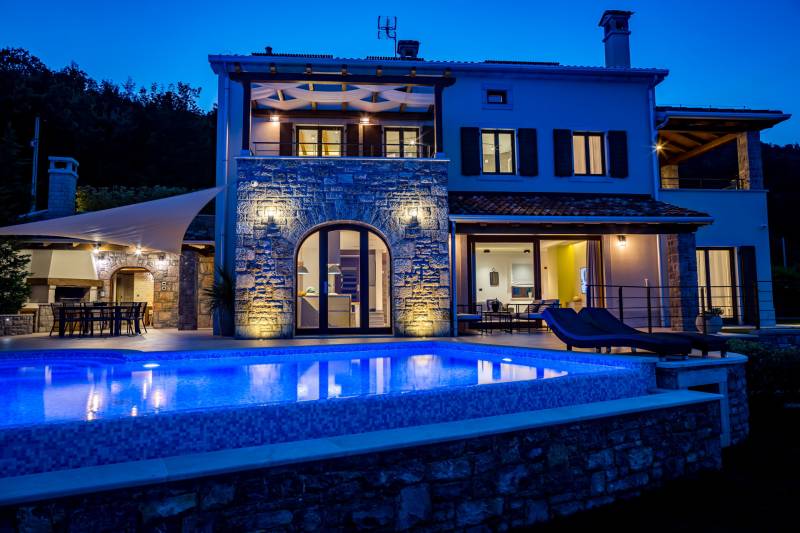 Luxusvilla Arcade mit Pool Opatija
