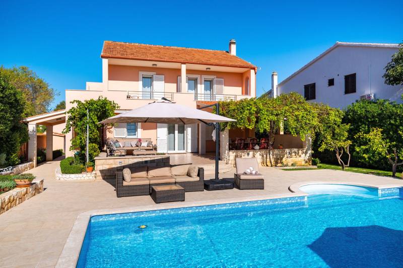 Villa ColorFuse med Basseng Šibenik
