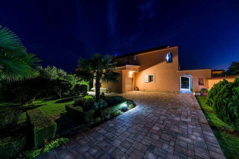 Villa ColorFuse med Basseng Šibenik