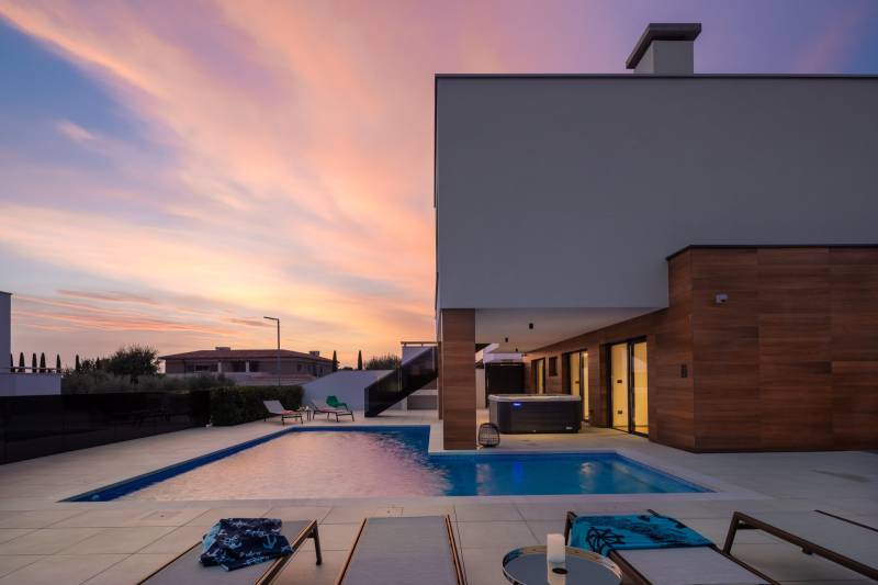 Villa Old Olive Quarta med Basseng Pula