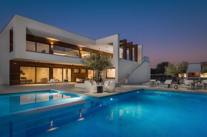 Villa Old Olive Ottava with Pool