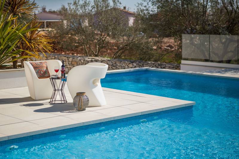 Villa Old Olive Prima med Basseng Pula
