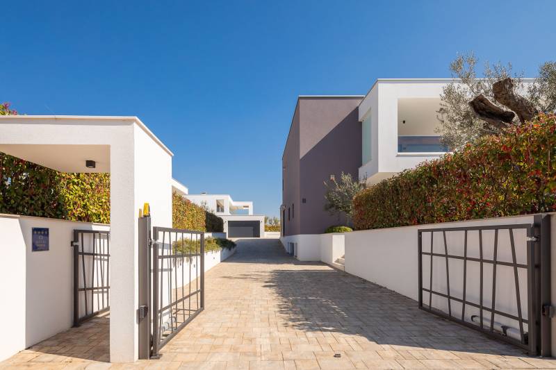 Villa Old Olive Prima med Basseng Pula