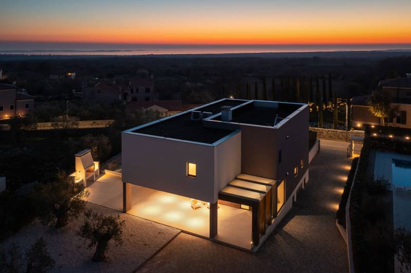 Villa Old Olive Prima med Basseng Pula