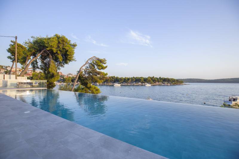 Willa Deep Blue z Basenem I Trogir