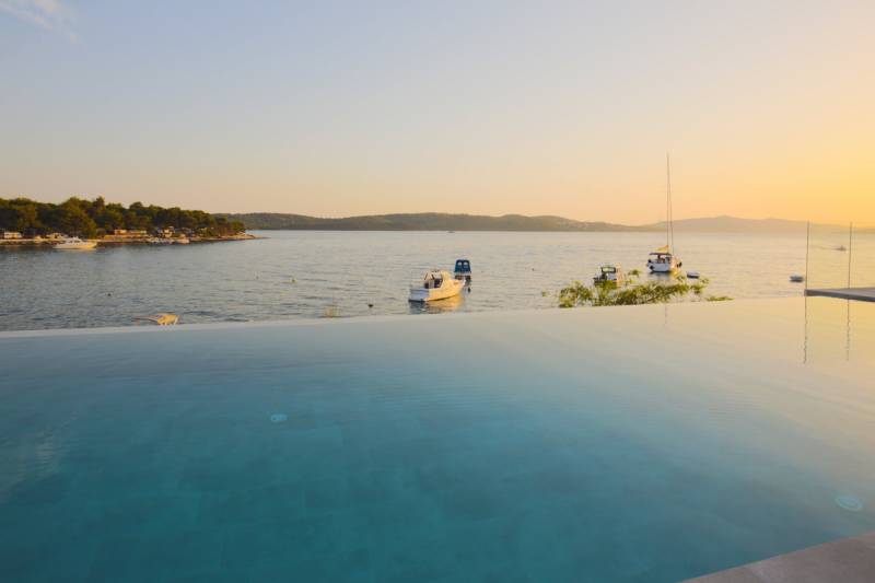 Willa Deep Blue z Basenem I Trogir