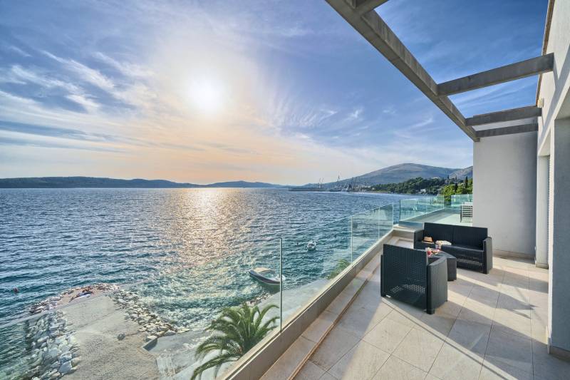 Willa Deep Blue z Basenem I Trogir