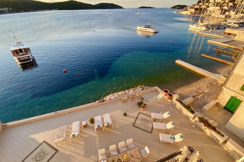 Apartment Donna with Sea View I Vis