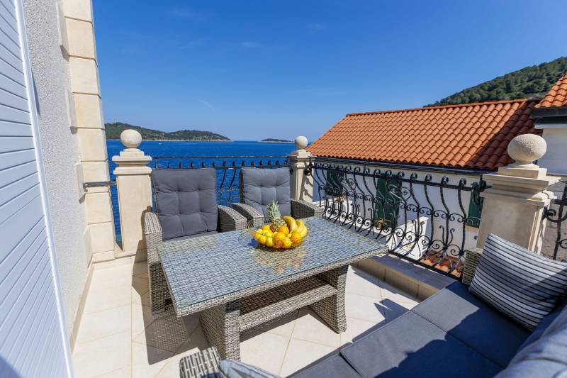 Apartman Donna s Pogledom na More III Vis