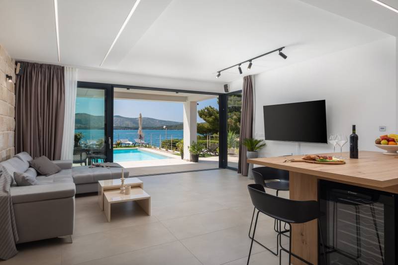 Strandvilla Mona Lisa mit Pool Šibenik