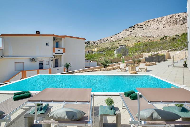 Villa Mimosa with Pool Pag