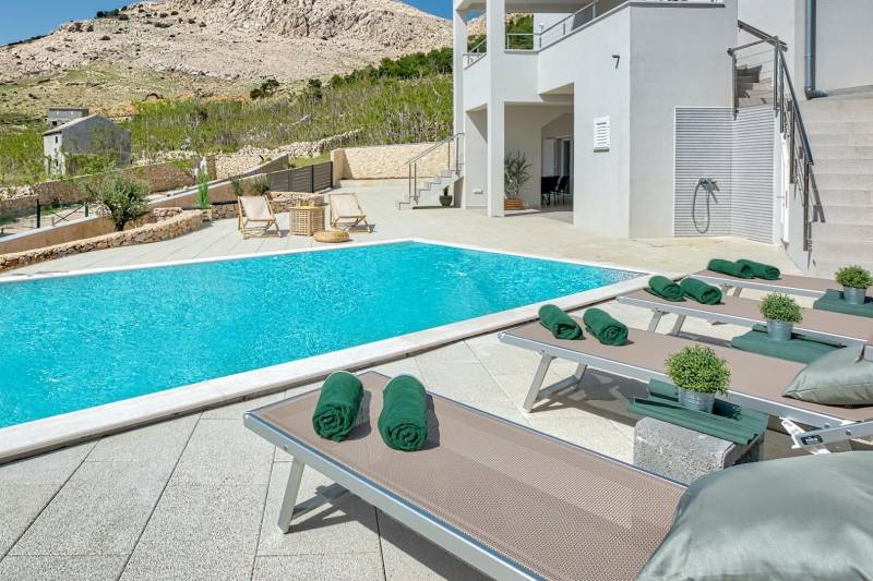Villa Mimosa with Pool Pag