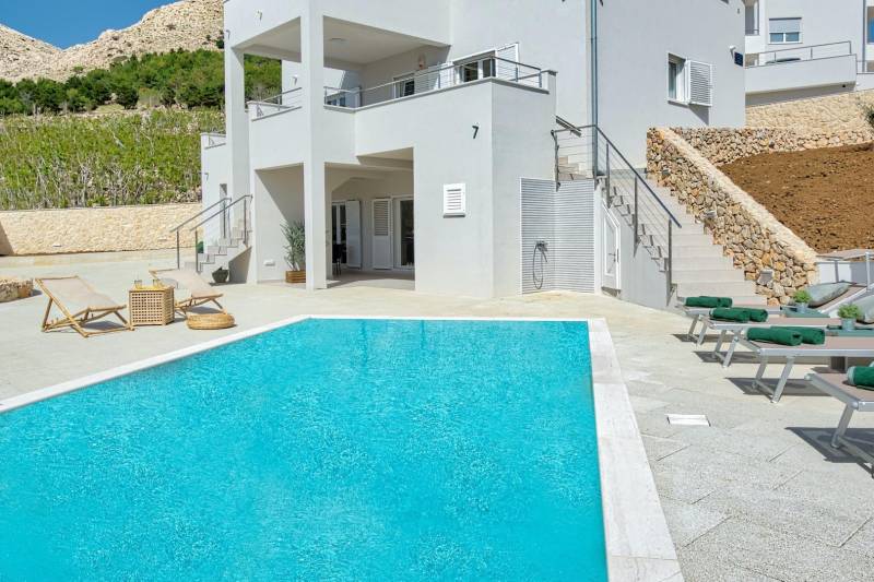 Villa Mimosa with Pool Pag