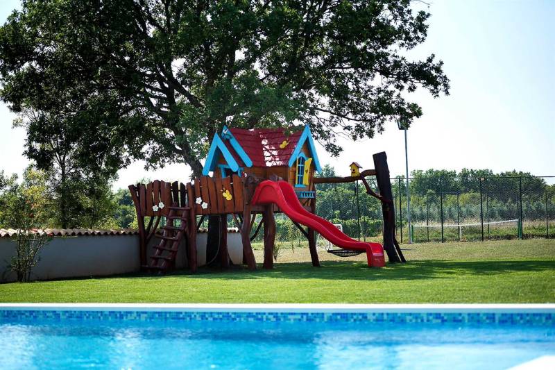 Villa Ambienta mit beheiztem Pool Pula